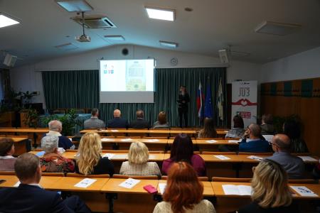 Neimenovana priloga 00069